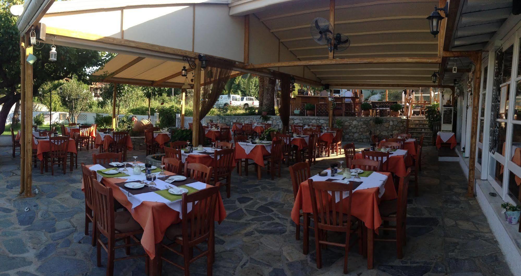 Vontzos Hotel Achladies (Skiathos) Exterior foto